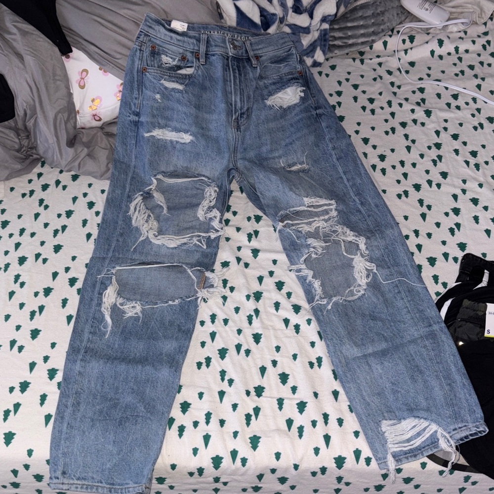 American Eagle Outfitters Medium Blue Ripped Jeans